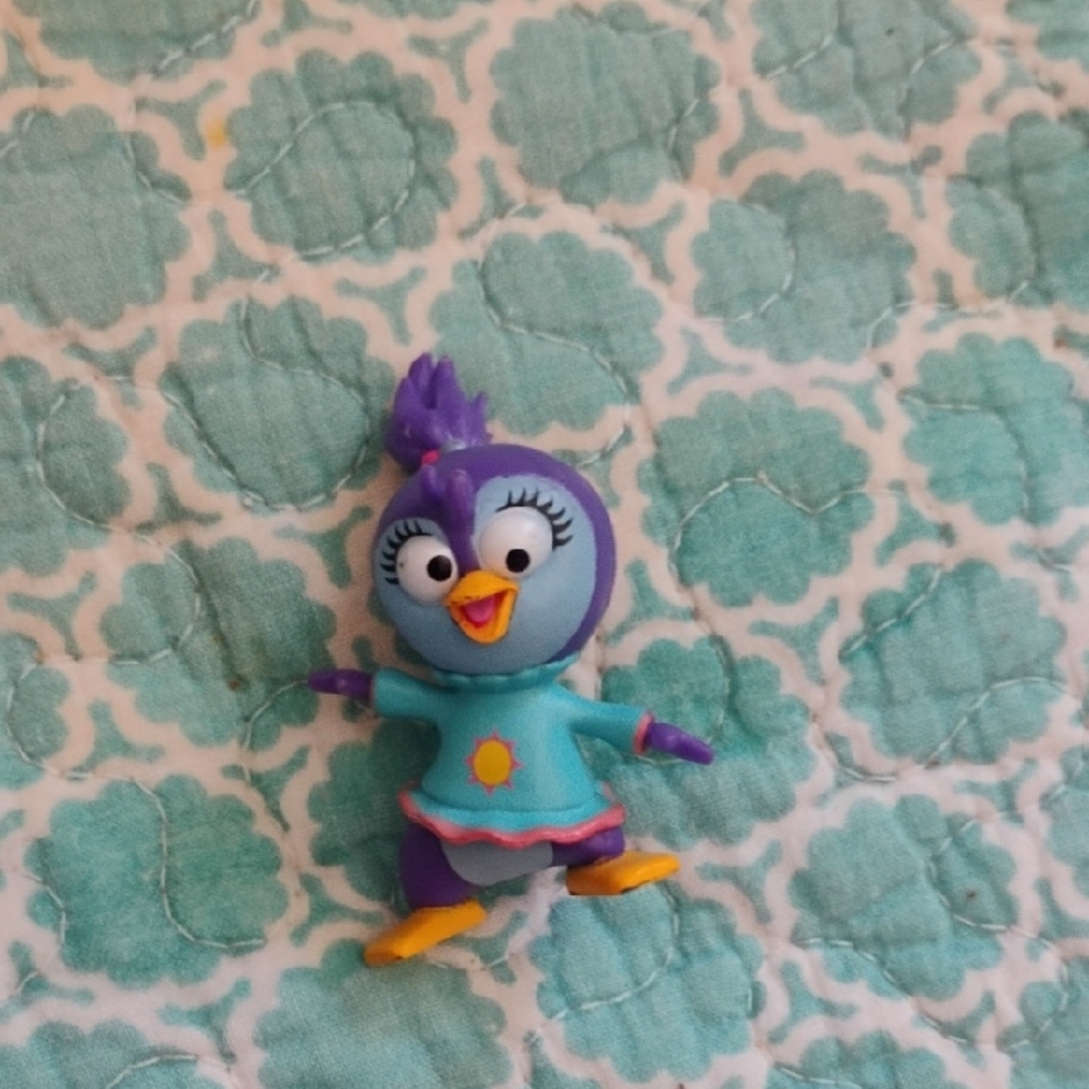 Disney Muppet Babies summer penguin action figure 2.5 in